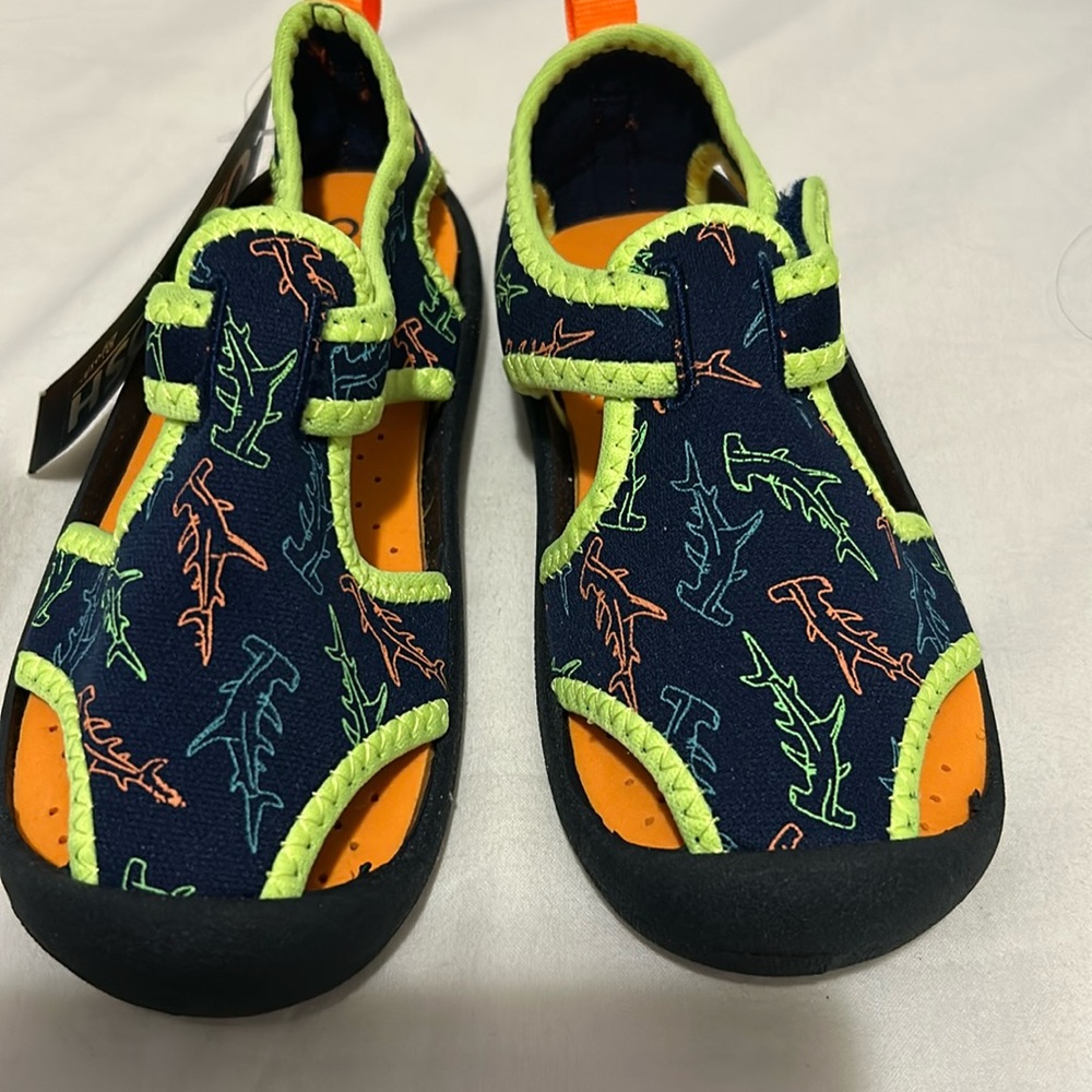 Osh kosh sandals for kids